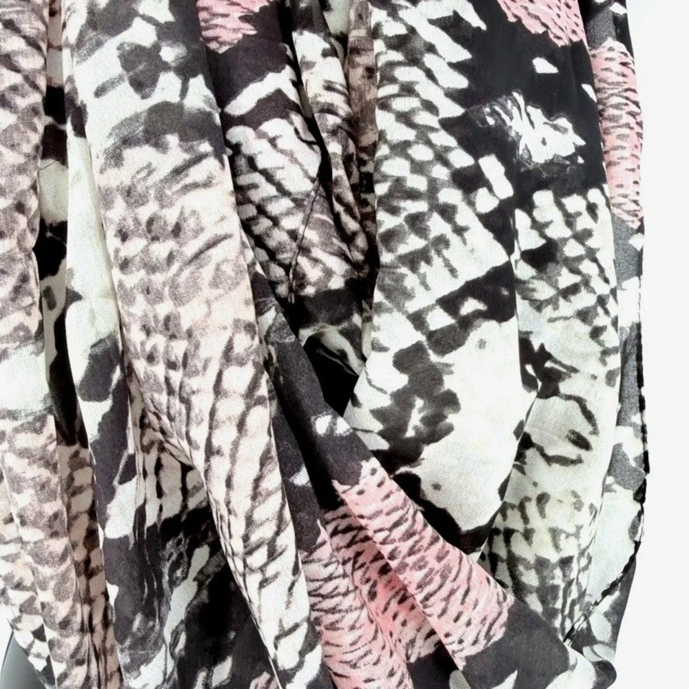 Unbranded lightweight infinity